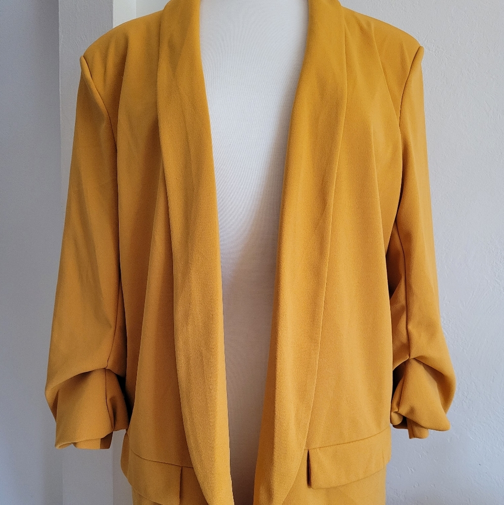 NWT Mustard Yellow Blazer - Made in Italy
